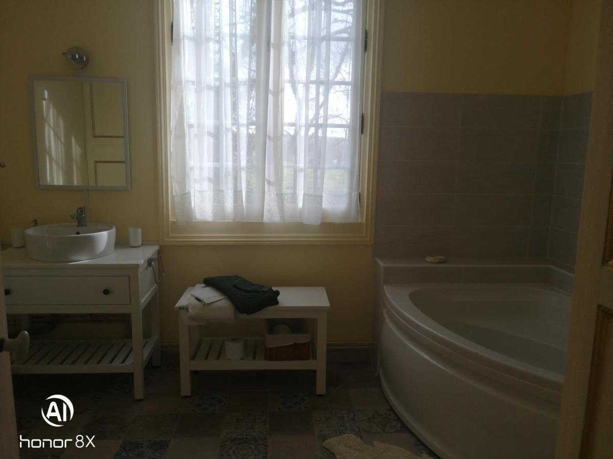 Bed and Breakfast Lieu Baudouin Livarot-Pays-d'Auge Экстерьер фото